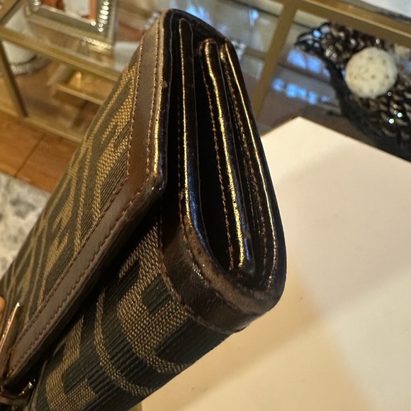 Vintage Fendi Brown Zucca long Wallet - Picture 9 of 12